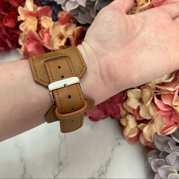 Caramel Brown Double Cuff Leather Watchband for Apple iWatch - Picture 12 of 15